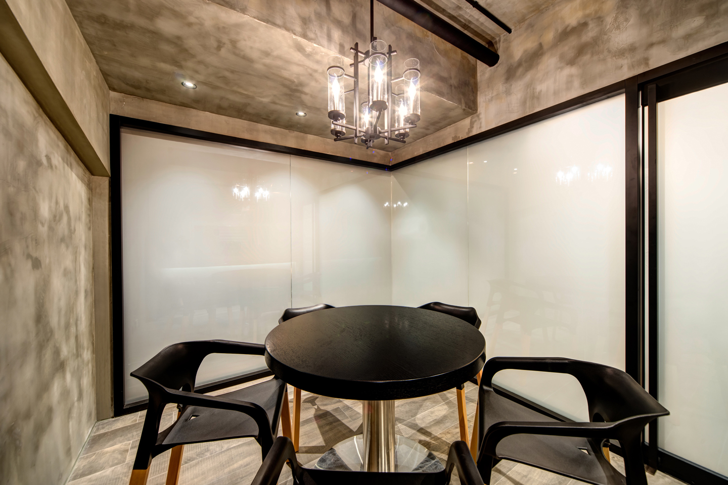 The Kowloon Bay Office - Meeting Room