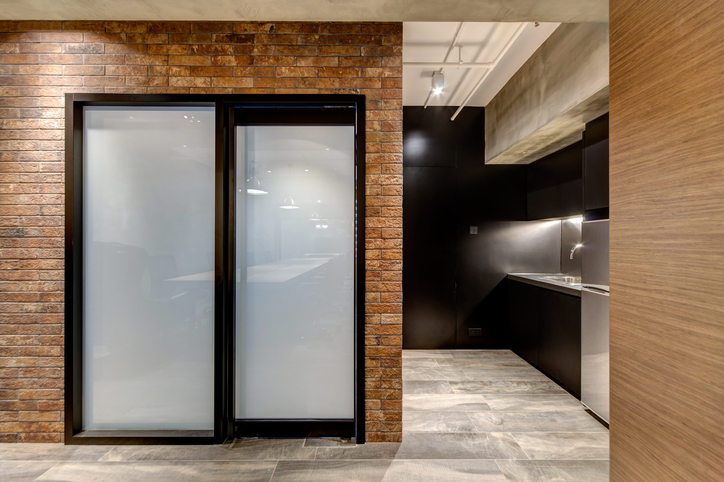 The Kowloon Bay Office - Executive Room & Pantry