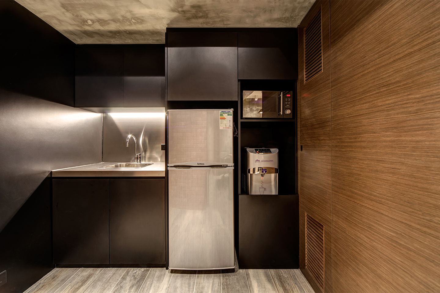 The Kowloon Bay Office - Pantry