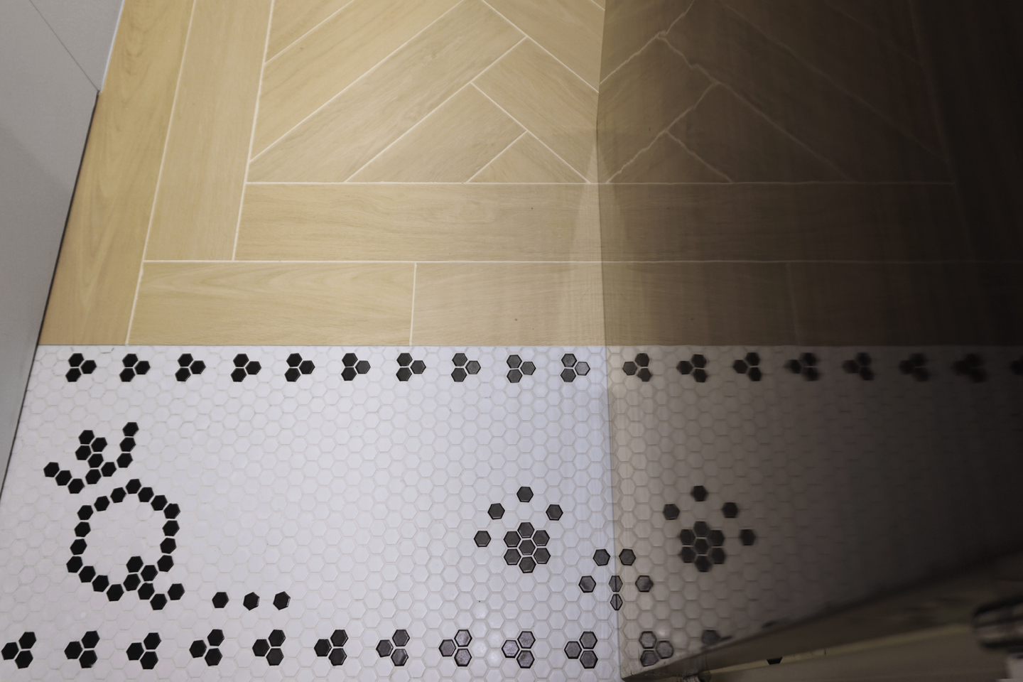 Star Ruby - Living & Dining Room