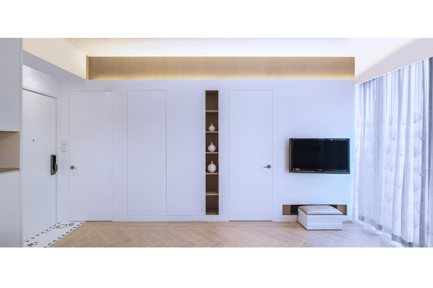 Star Ruby - Living & Dining Room